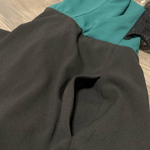 Speechless Dress with lace with pockets Size small - Picture 5 of 6